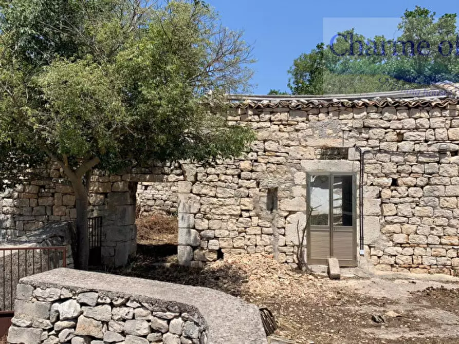 Immagine 12 di Rustico / casale in vendita  in Via Comunale San Silvestro a Modica