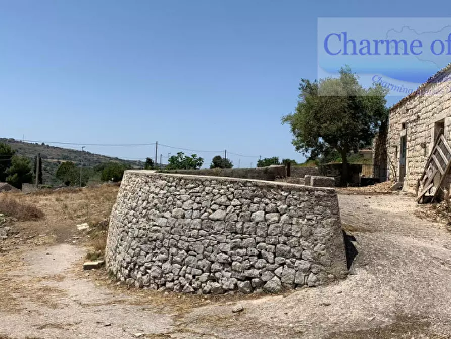 Immagine 14 di Rustico / casale in vendita  in Via Comunale San Silvestro a Modica