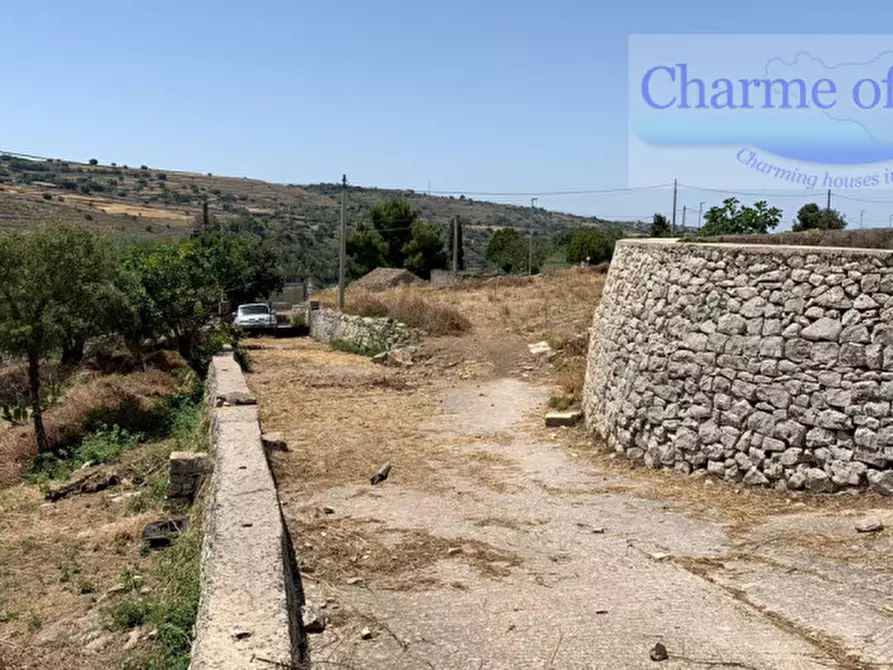 Immagine 17 di Rustico / casale in vendita  in Via Comunale San Silvestro a Modica