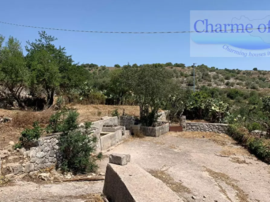 Immagine 27 di Rustico / casale in vendita  in Via Comunale San Silvestro a Modica