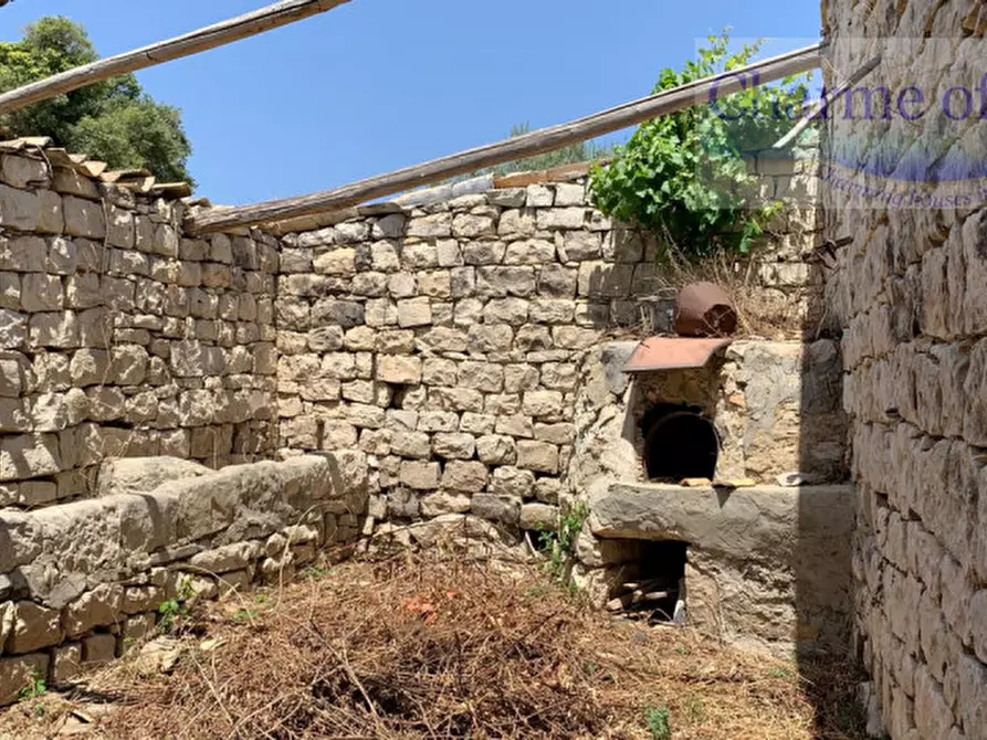 Immagine 37 di Rustico / casale in vendita  in Via Comunale San Silvestro a Modica