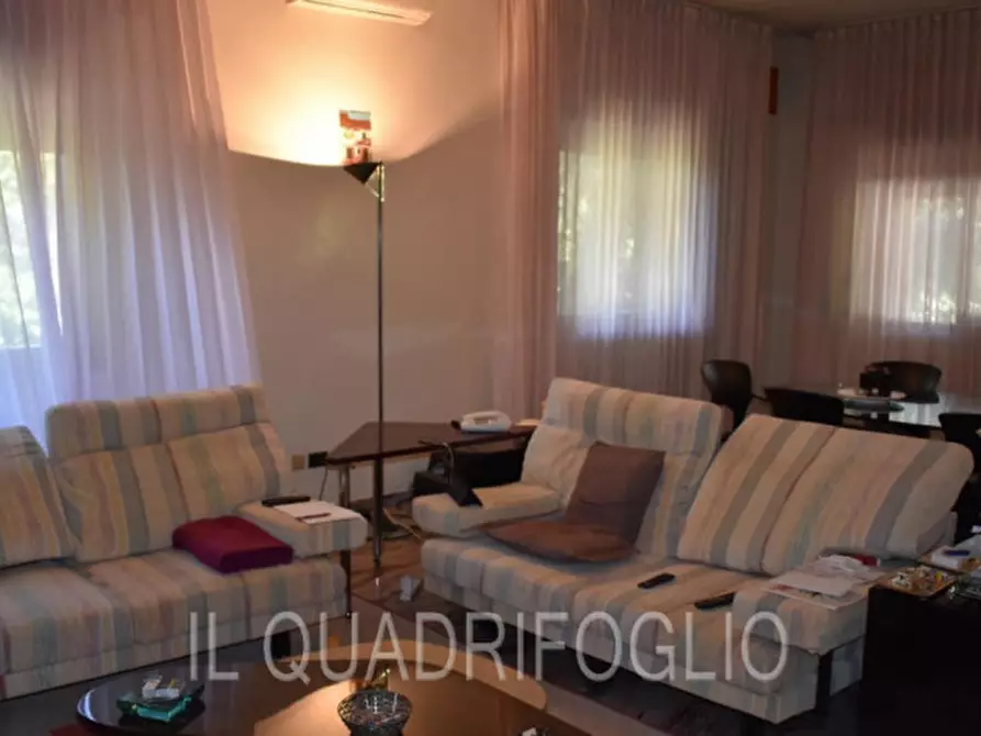 Immagine 6 di Villa in vendita  a Bertinoro