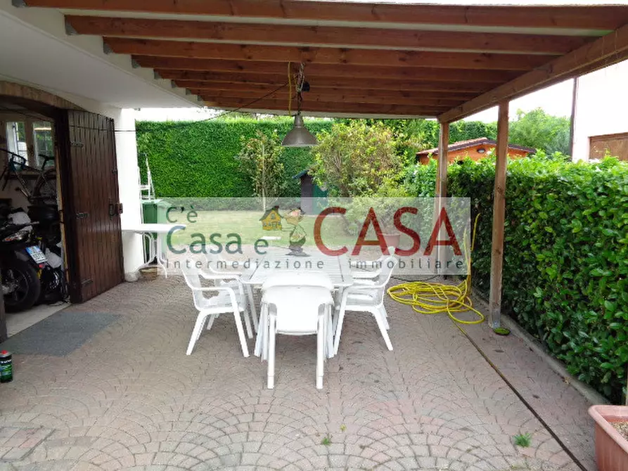 Immagine 4 di Casa bifamiliare in affitto  a Selvazzano Dentro