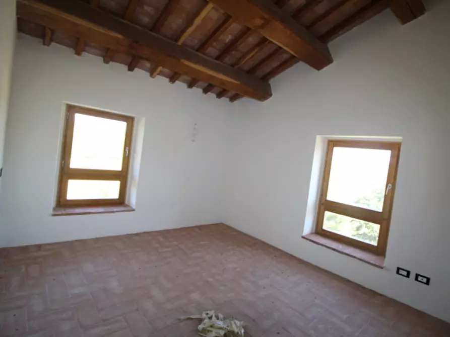 Immagine 17 di Villetta a schiera in vendita  in rapale a Bucine