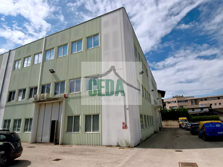 Immagine 1 di Capannone industriale in vendita  in via stella a Trento