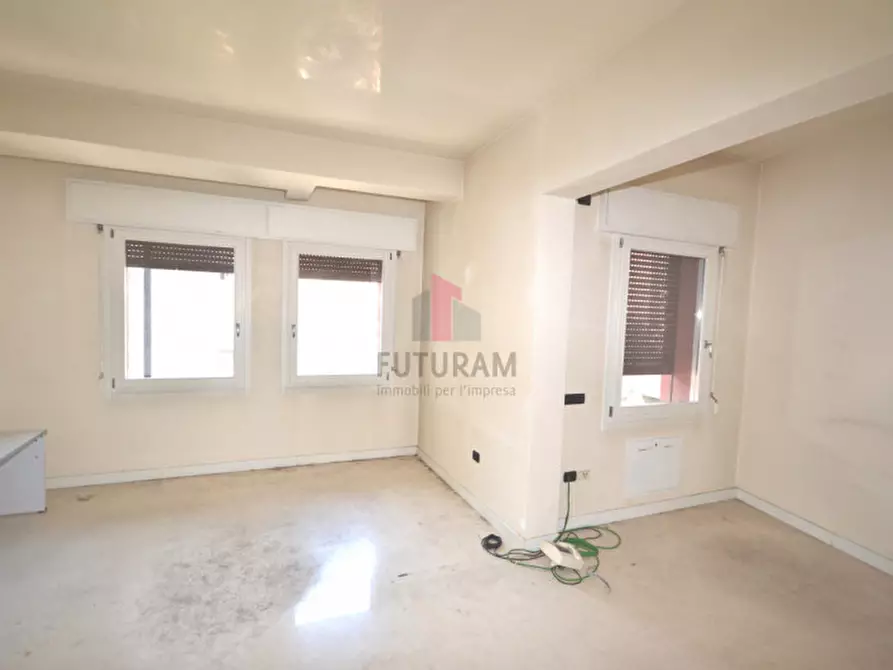 Immagine 2 di Ufficio in affitto  in vicenza viale san lazzaro a Vicenza