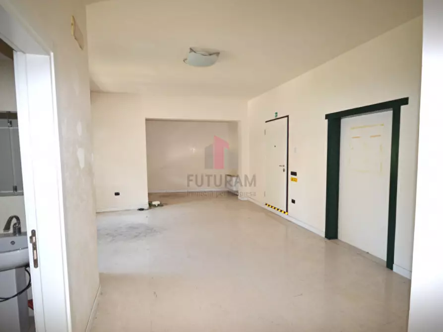 Immagine 18 di Ufficio in affitto  in vicenza viale san lazzaro a Vicenza
