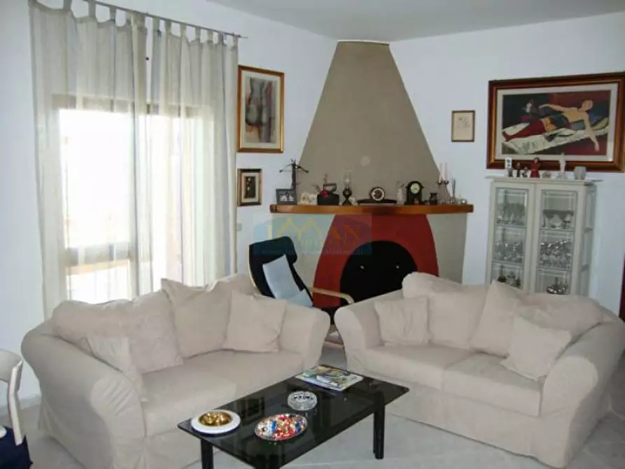 Immagine 2 di Villa in vendita  in ss581 a Ceglie Messapico