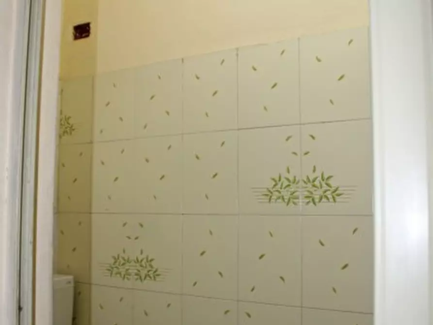 Immagine 11 di Negozio in affitto  a Gallipoli