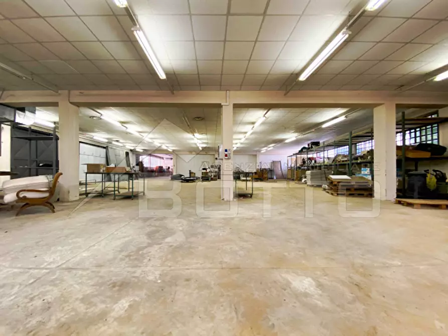 Immagine 6 di Magazzino in vendita  in GARGALLO Via Toriani a Gargallo