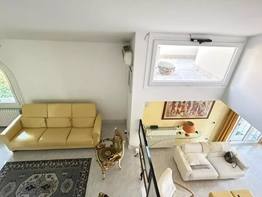 Immagine 11 di Villa in vendita  a Giacciano Con Baruchella
