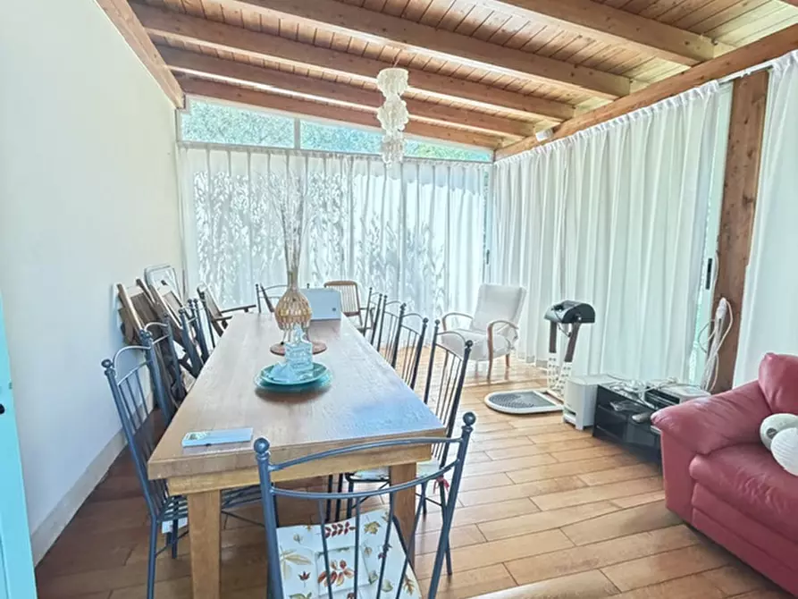 Immagine 17 di Villa in vendita  a Giacciano Con Baruchella