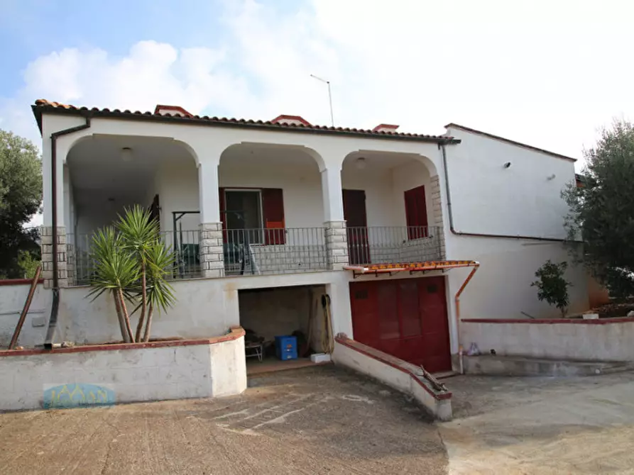 Immagine 31 di Villa in vendita  in sp22 a Ceglie Messapico
