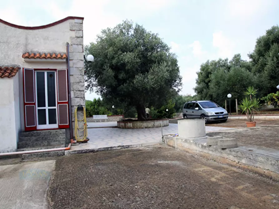 Immagine 35 di Villa in vendita  in sp22 a Ceglie Messapico
