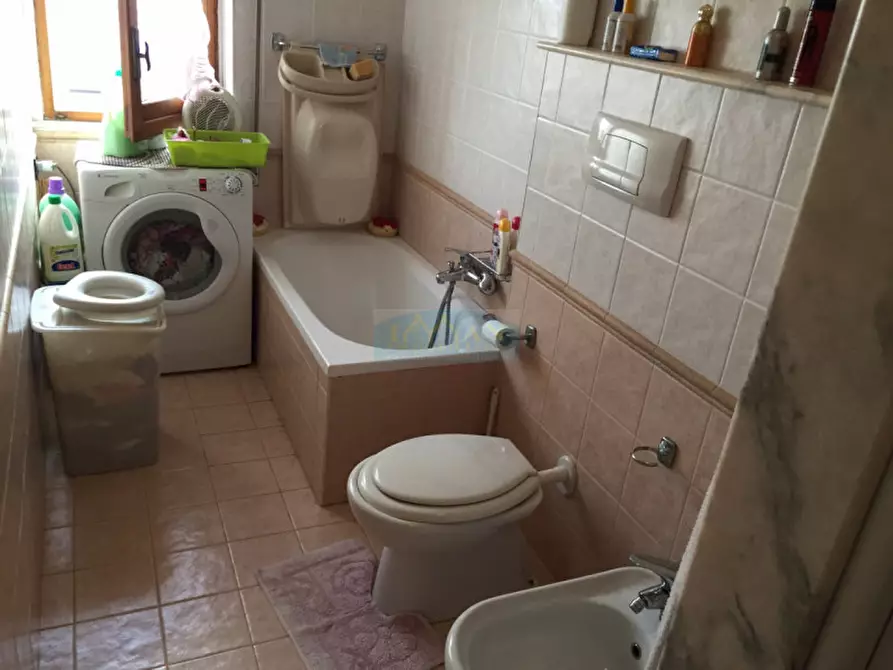 Immagine 8 di Appartamento in vendita  in Via Bologna a Ceglie Messapico