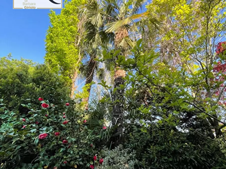 Immagine 20 di Villa in vendita  a Giacciano Con Baruchella