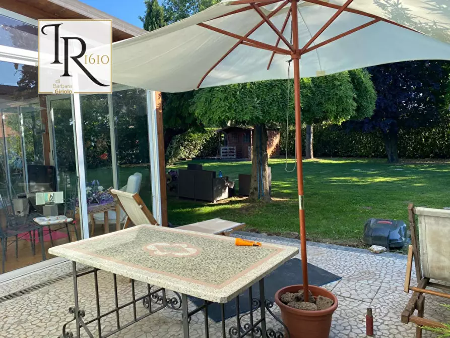 Immagine 21 di Villa in vendita  a Giacciano Con Baruchella
