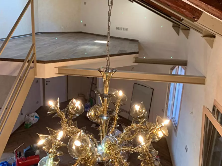 Immagine 10 di Appartamento in vendita  in fondamenta navagero a Venezia