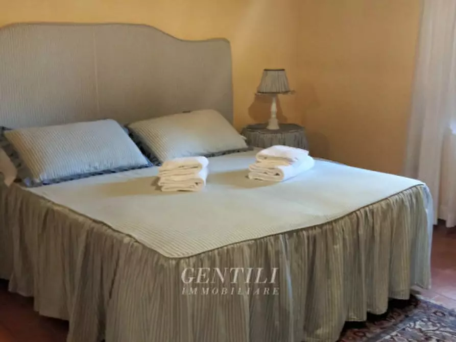 Immagine 10 di Agriturismo in vendita  a Arezzo