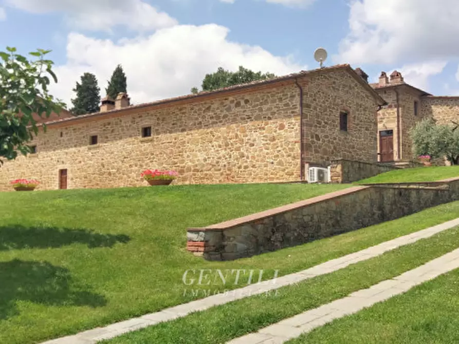 Immagine 14 di Agriturismo in vendita  a Arezzo