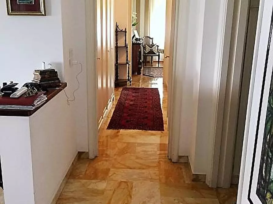 Immagine 7 di Appartamento in vendita  in Corso Mazzini a San Remo