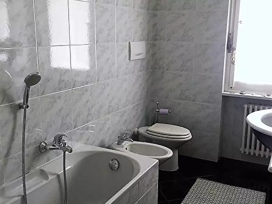 Immagine 12 di Appartamento in vendita  in Corso Mazzini a San Remo