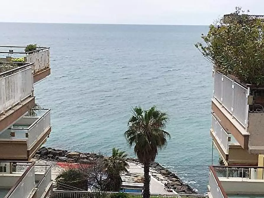 Immagine 20 di Appartamento in vendita  in Corso Mazzini a San Remo