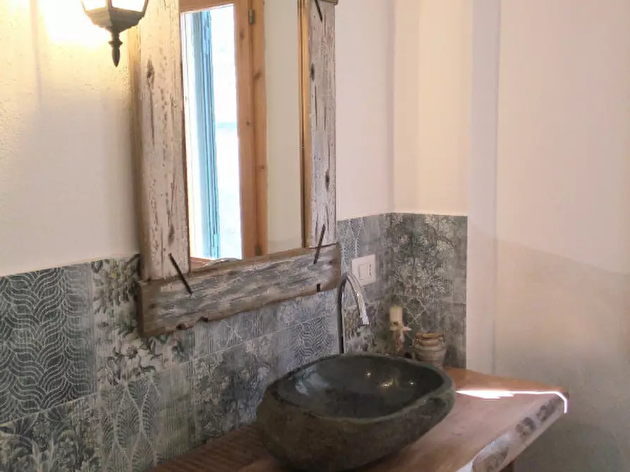 Immagine 12 di Appartamento in vendita  in Marcatale a Bucine