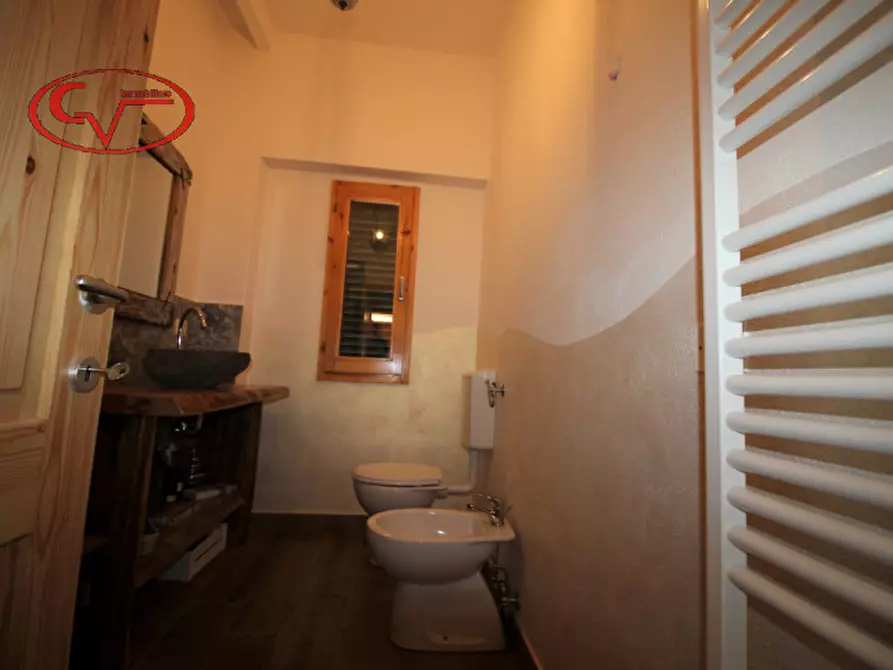 Immagine 37 di Appartamento in vendita  in Marcatale a Bucine