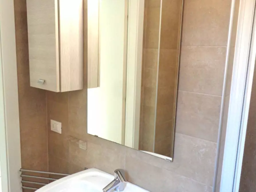 Immagine 10 di Appartamento in affitto  a Bassano Del Grappa