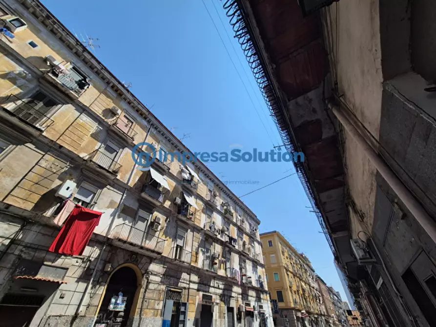 Immagine 2 di Negozio in affitto  in Via Parma a Napoli