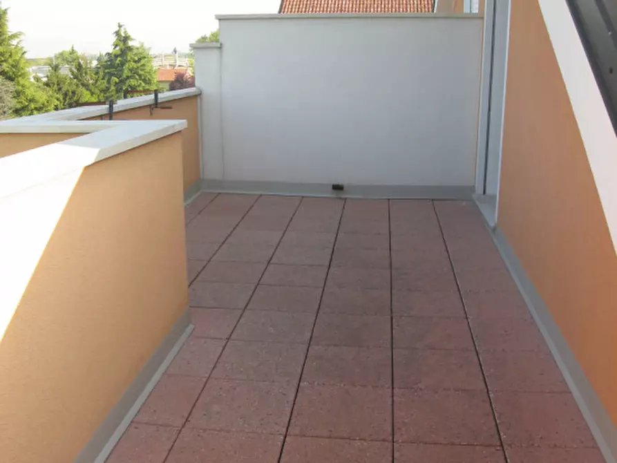 Immagine 2 di Attico in vendita  in via Monte Cero n°40 a Padova