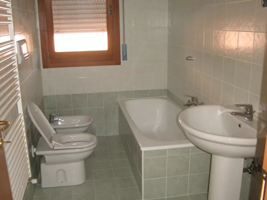 Immagine 5 di Attico in vendita  in via Monte Cero n°40 a Padova