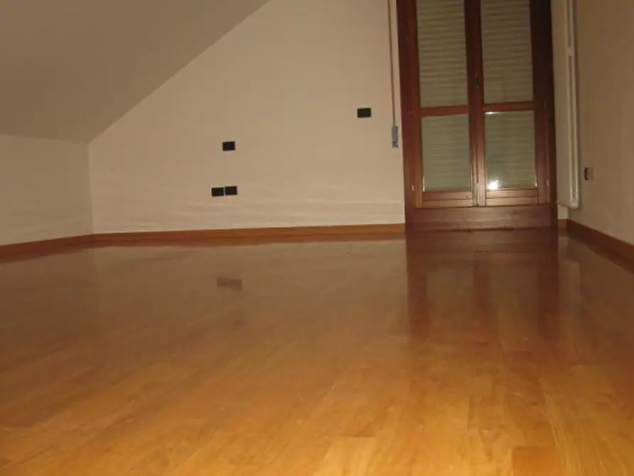 Immagine 9 di Attico in vendita  in via Monte Cero n°40 a Padova