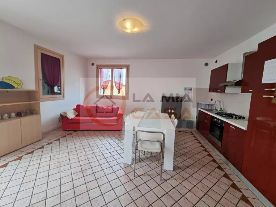 Immagine 2 di Camera in affitto  in Via Orsaretto 15 a Legnaro