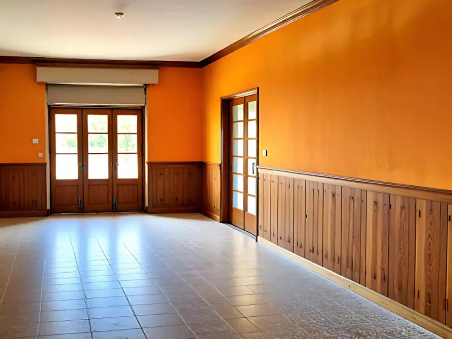 Immagine 2 di Villa in vendita  in Via Castagna a Cornuda