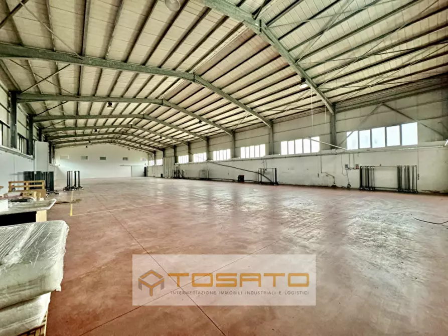 Immagine 4 di Capannone industriale in vendita  a Sona