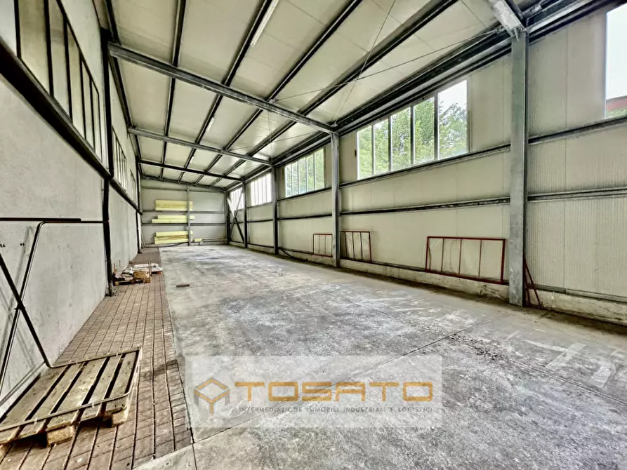 Immagine 7 di Capannone industriale in vendita  a Sona