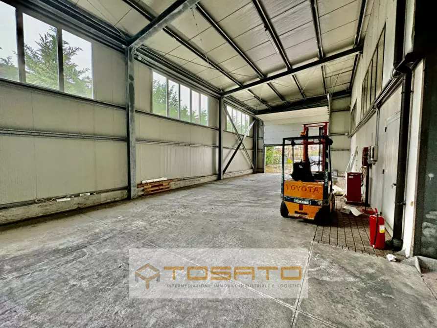 Immagine 8 di Capannone industriale in vendita  a Sona