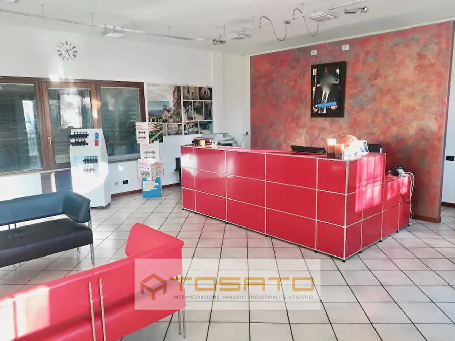 Immagine 11 di Capannone industriale in vendita  a Sona