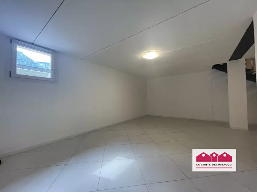 Immagine 9 di Casa bifamiliare in affitto  in Via Campanonta a Longare