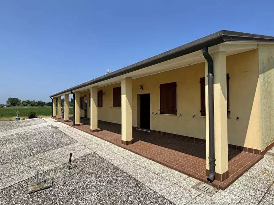 Immagine 2 di Villa in vendita  in Primo Maggio a Chioggia