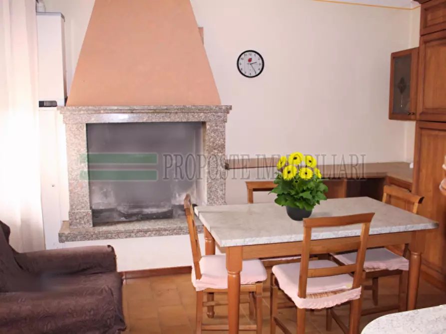 Immagine 1 di Appartamento in vendita  in via Gazzane a Brione