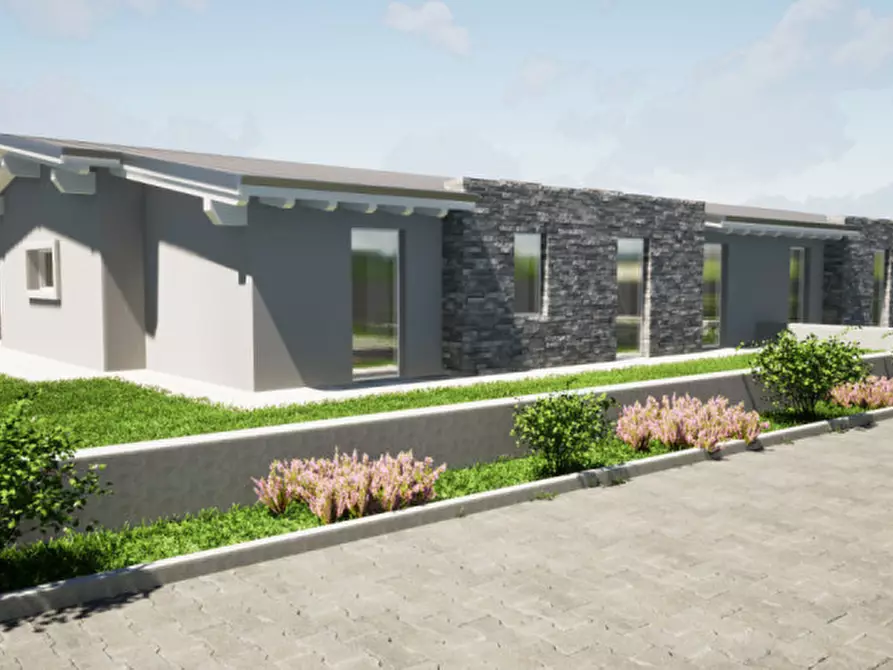 Immagine 4 di Terreno in vendita  in via eugenio montale a Mozzecane