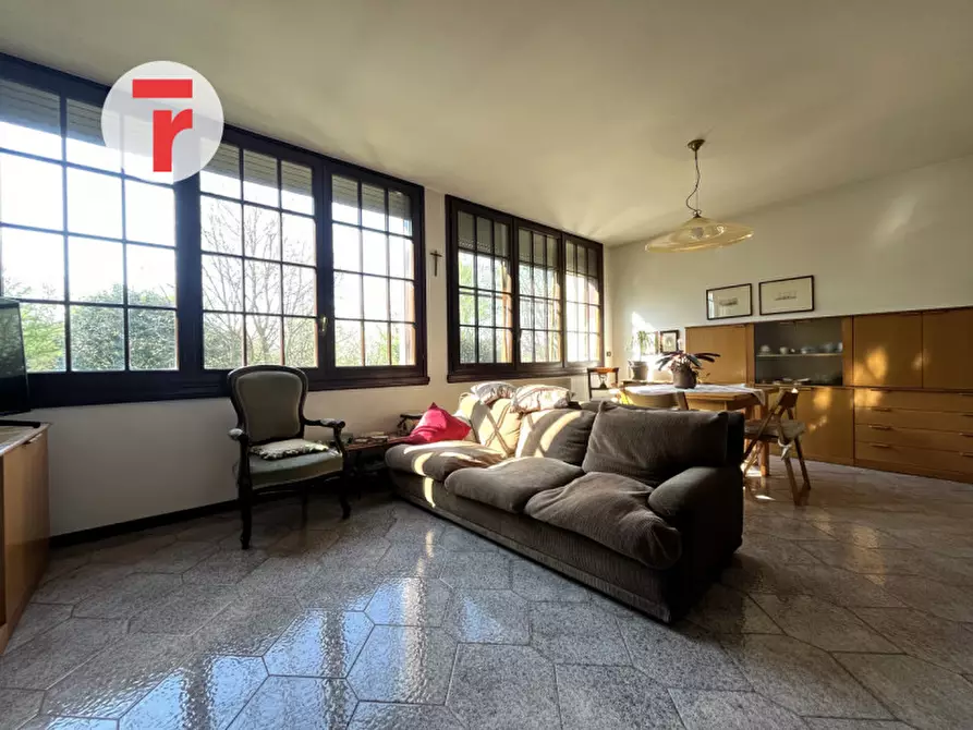 Immagine 2 di Casa indipendente in vendita  in Via Monte Grappa a Limena