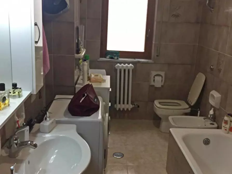 Immagine 9 di Appartamento in vendita  in Via Venezia a Ceglie Messapico