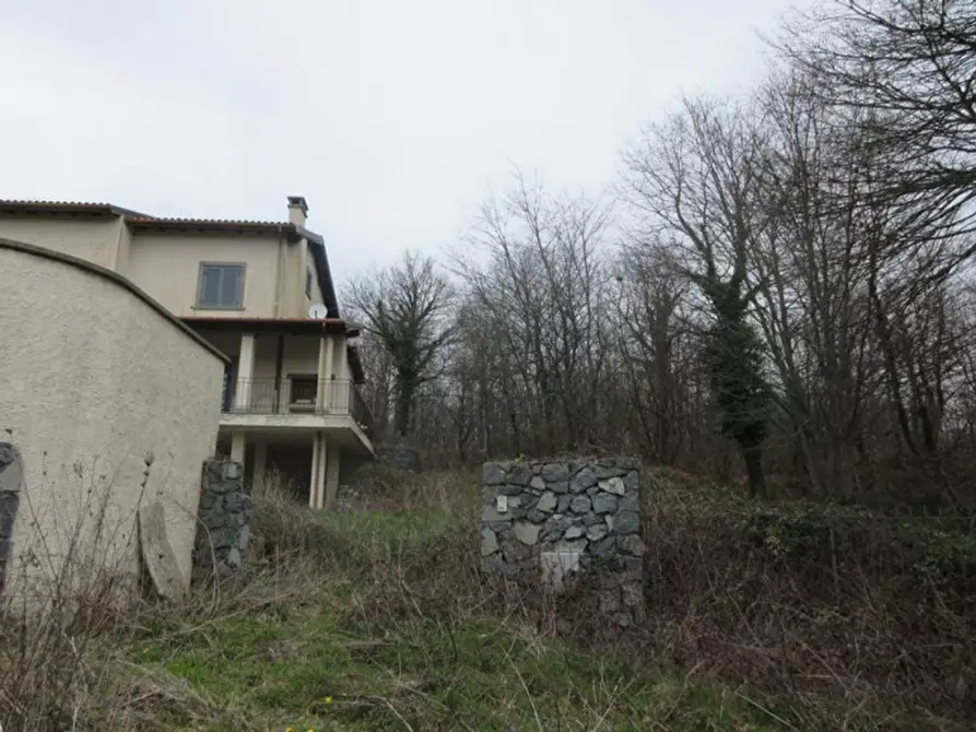 Immagine 1 di Casa bifamiliare in vendita  in Via del Poderetto, N. snc a Acquapendente