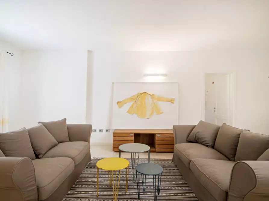 Immagine 9 di Villa in vendita  a Olbia