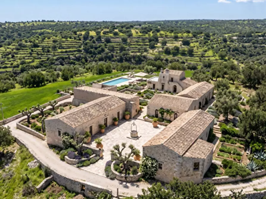 Immagine 4 di Rustico / casale in vendita  in SP 79 a Modica