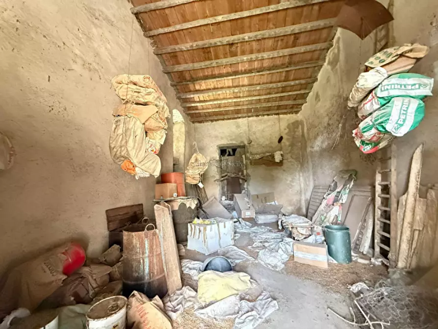 Immagine 47 di Rustico / casale in vendita  in SP 79 a Modica